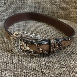 Nocona Girls Belt size 22